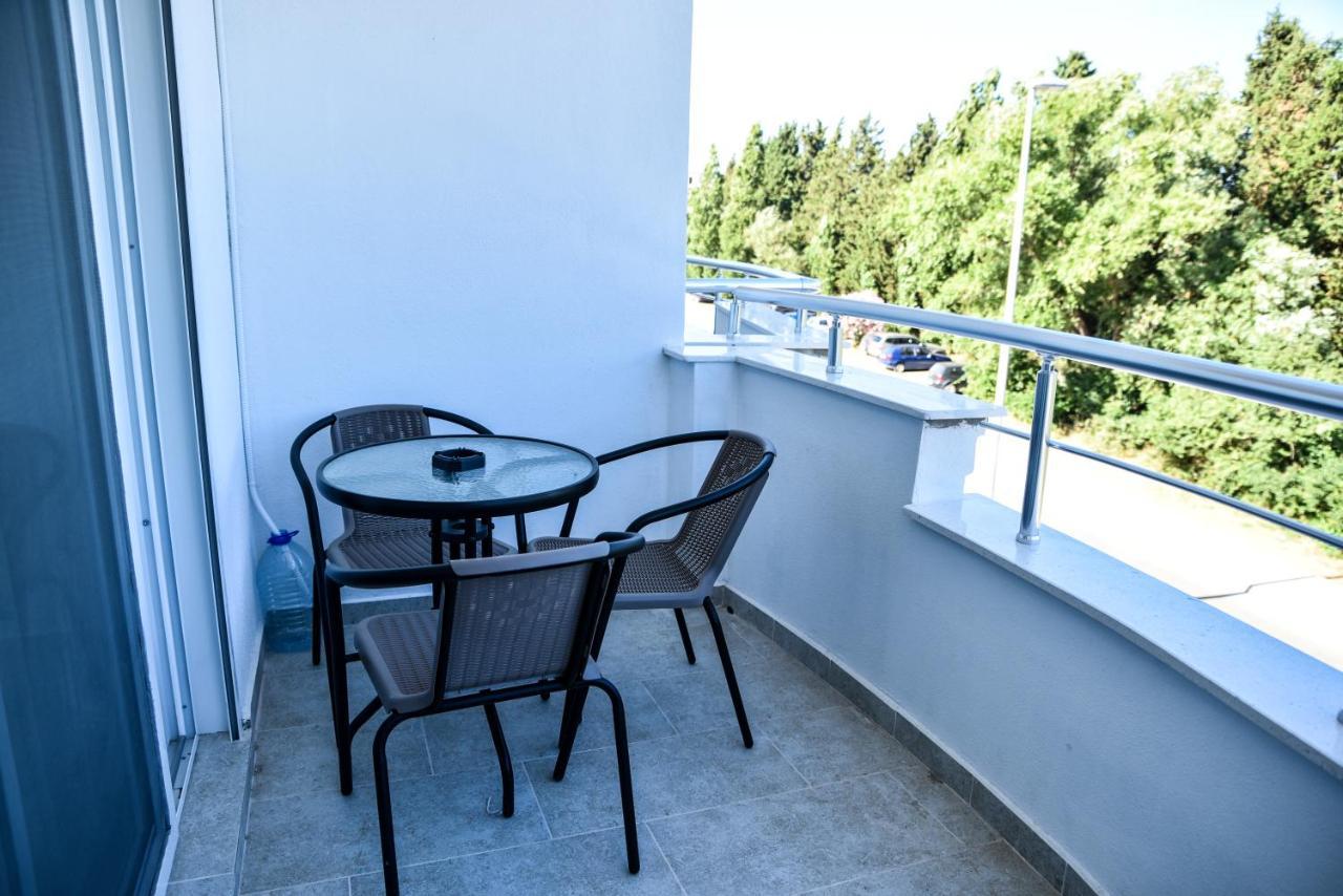 Casa Sinani Hotel Улцин Екстериор снимка