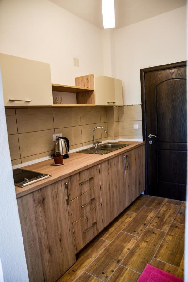 Casa Sinani Hotel Улцин Екстериор снимка