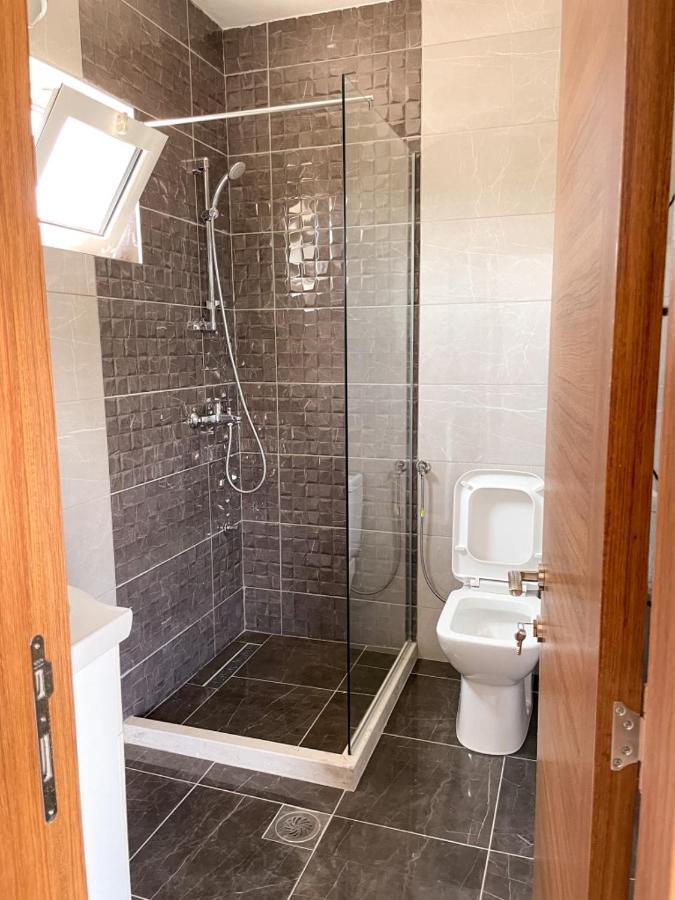 Casa Sinani Hotel Улцин Екстериор снимка