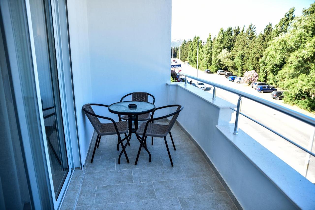 Casa Sinani Hotel Улцин Екстериор снимка