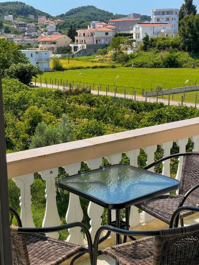 Casa Sinani Hotel Улцин Екстериор снимка