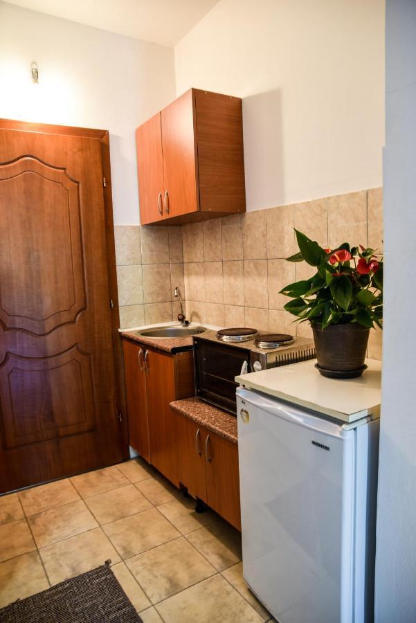 Casa Sinani Hotel Улцин Екстериор снимка
