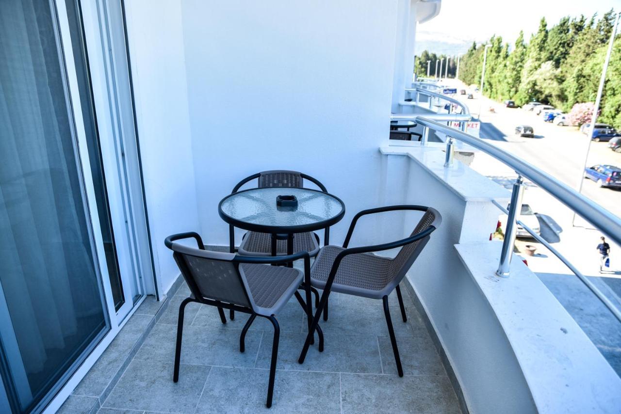 Casa Sinani Hotel Улцин Екстериор снимка