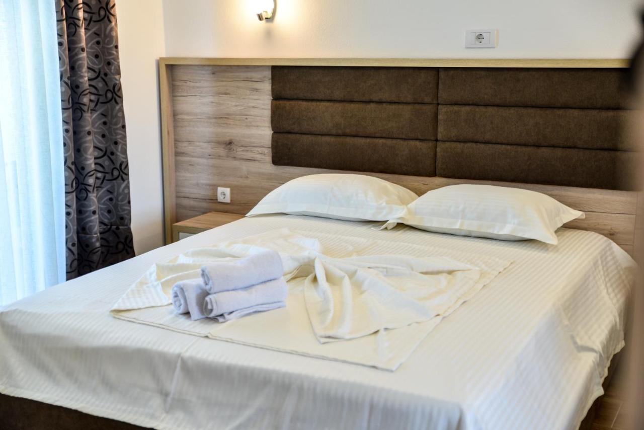 Casa Sinani Hotel Улцин Екстериор снимка
