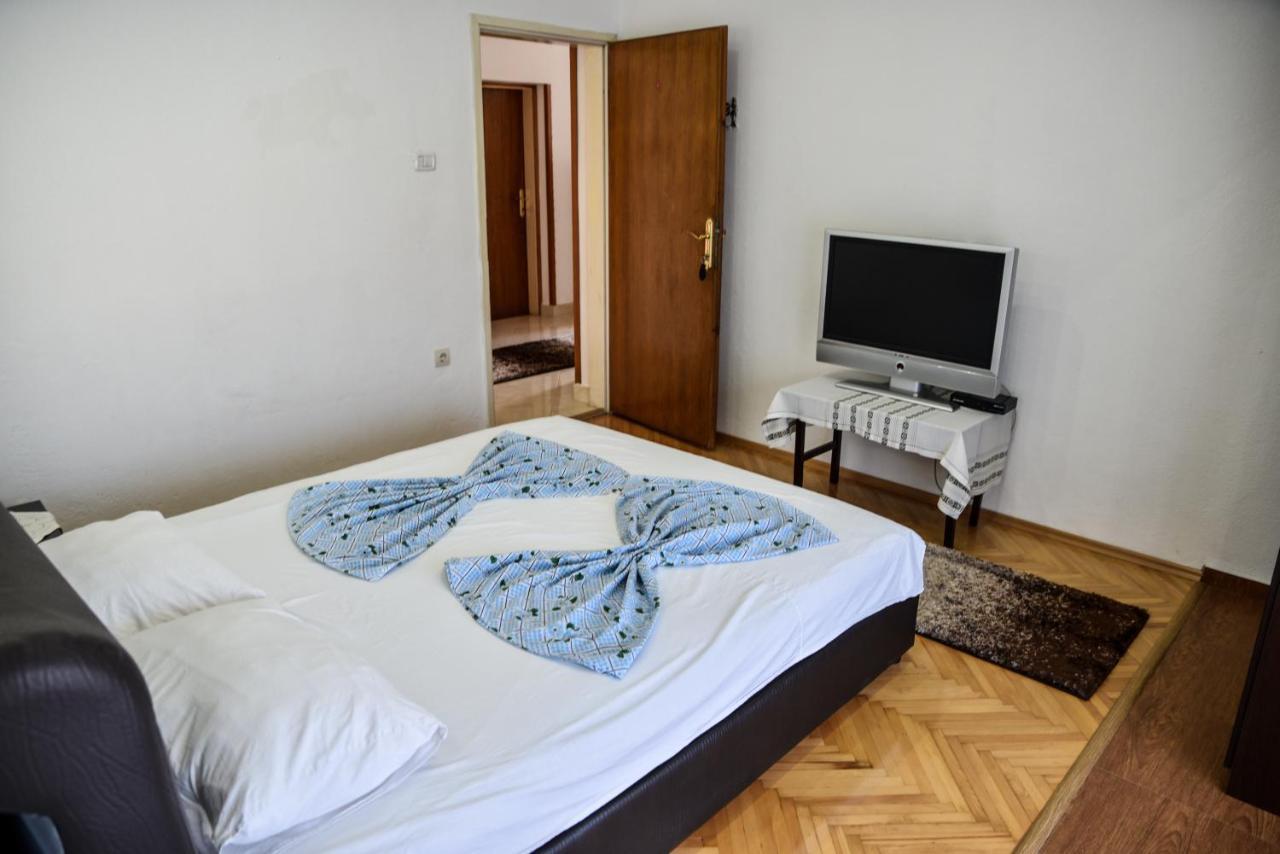 Casa Sinani Hotel Улцин Екстериор снимка