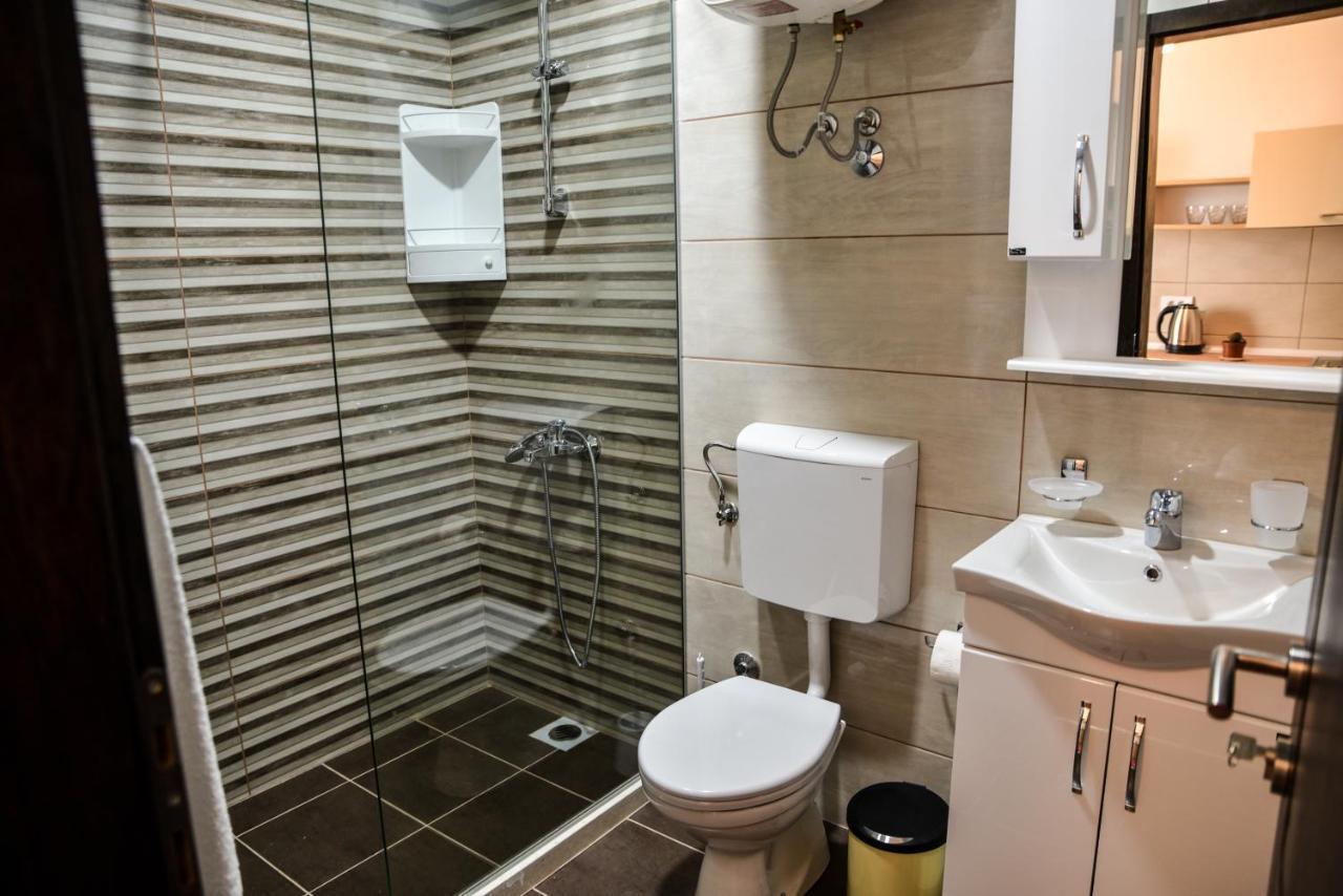 Casa Sinani Hotel Улцин Екстериор снимка