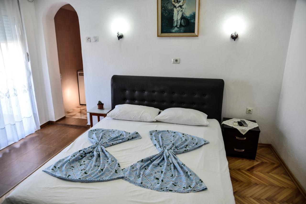 Casa Sinani Hotel Улцин Екстериор снимка