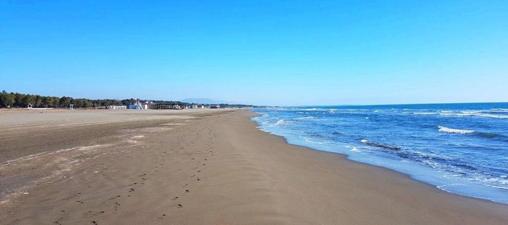 Casa Sinani Hotel Улцин Екстериор снимка